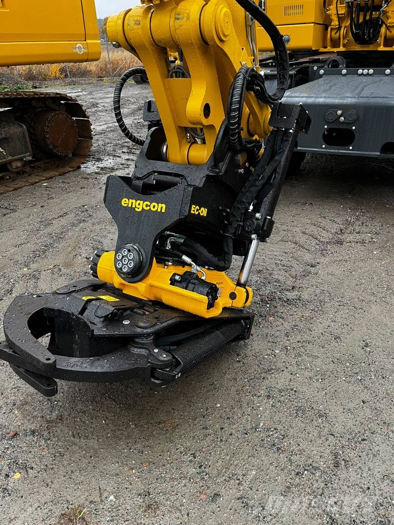 Komatsu PW 198-11 Hjulgrävare DEMO Ekskavatori uz riteņiem