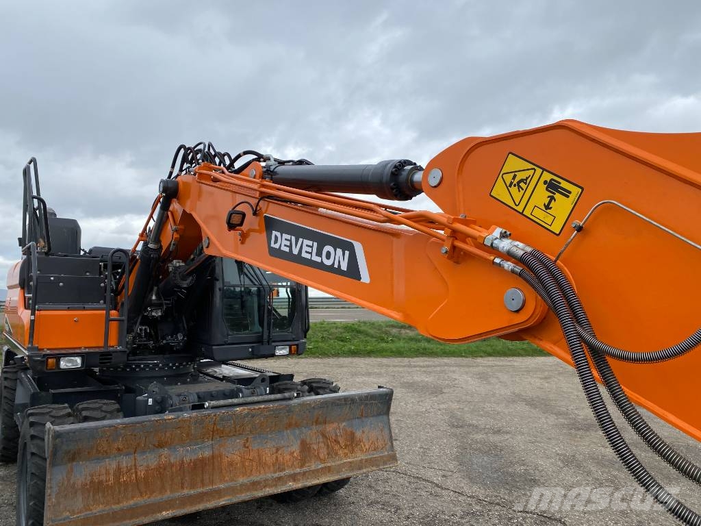 Develon DX160W-7K 2026 1er Main endommagée Ratiniai ekskavatoriai