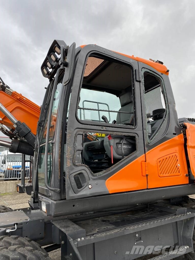Develon DX160W-7K 2026 1er Main endommagée Ratiniai ekskavatoriai