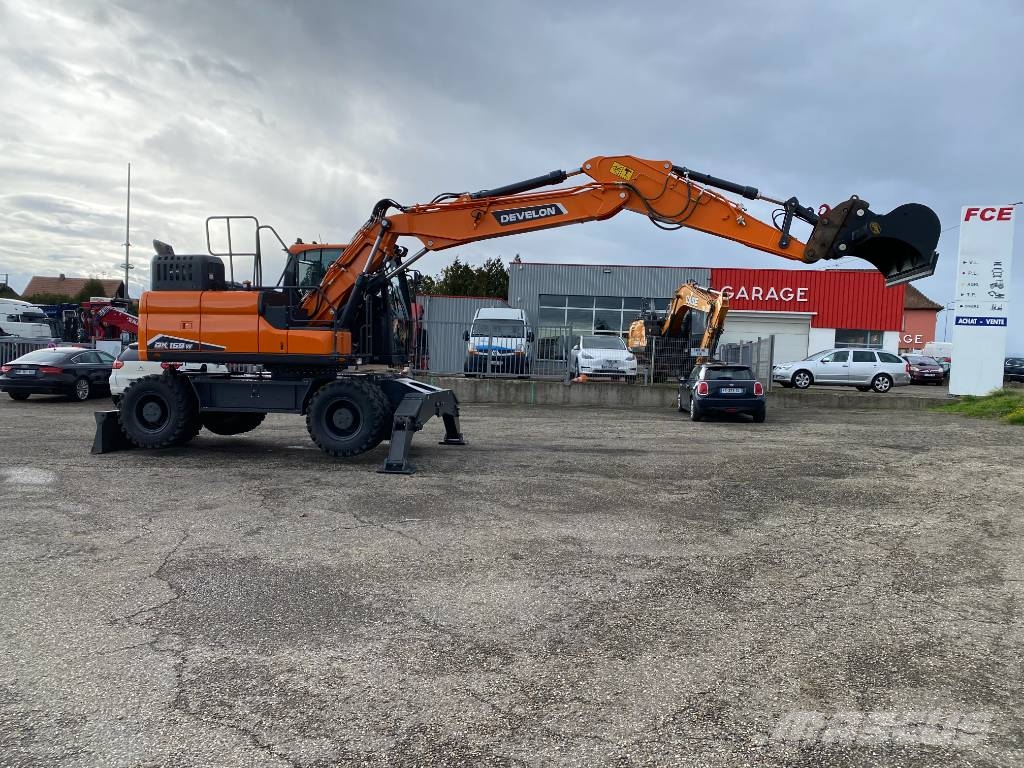 Develon DX160W-7K 2026 1er Main endommagée Ratiniai ekskavatoriai