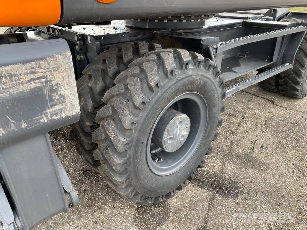 Develon DX160W-7K 2026 1er Main endommagée Ratiniai ekskavatoriai