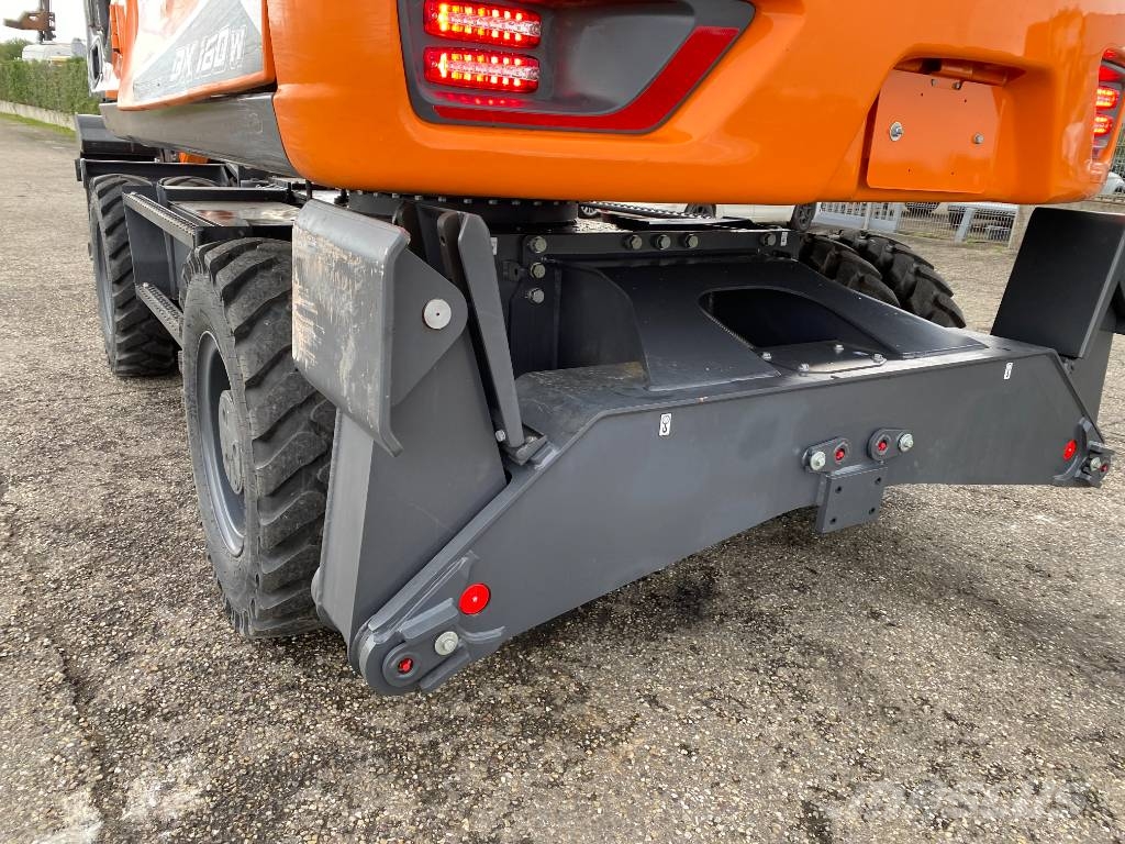 Develon DX160W-7K 2026 1er Main endommagée Ratiniai ekskavatoriai