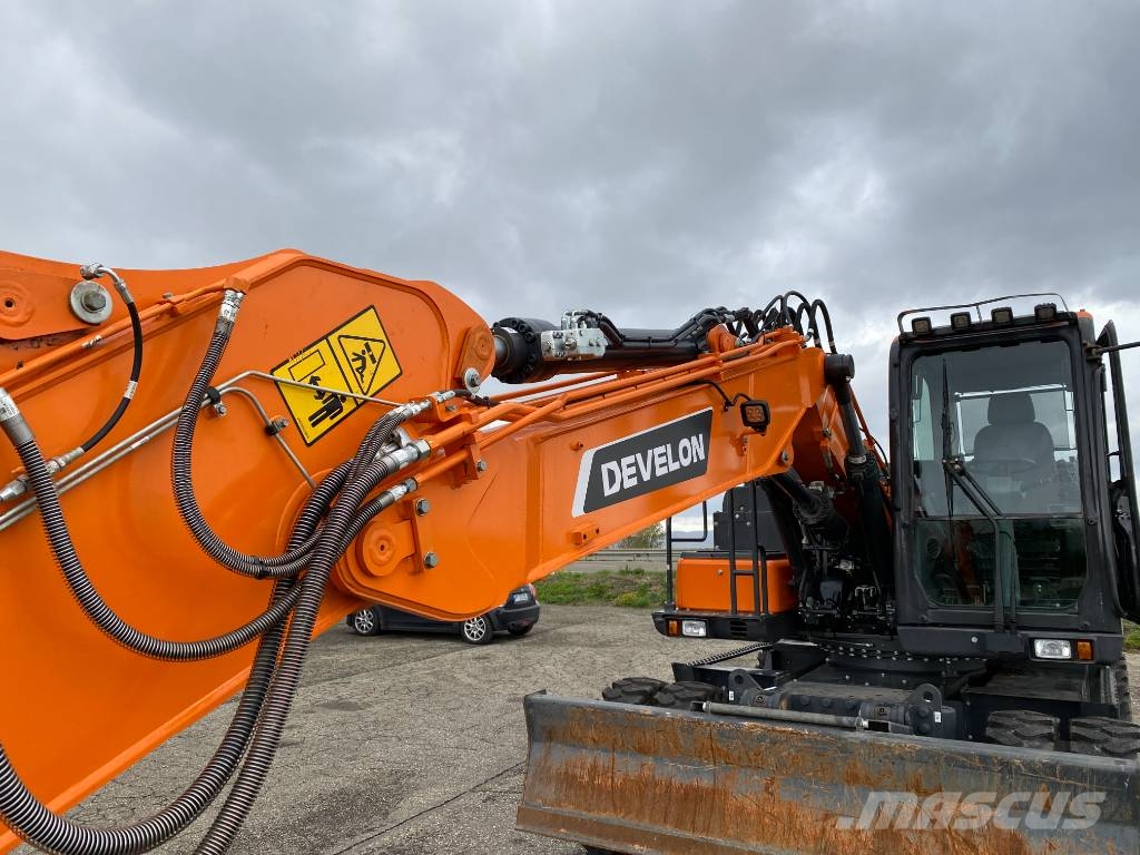 Develon DX160W-7K 2026 1er Main endommagée Ratiniai ekskavatoriai