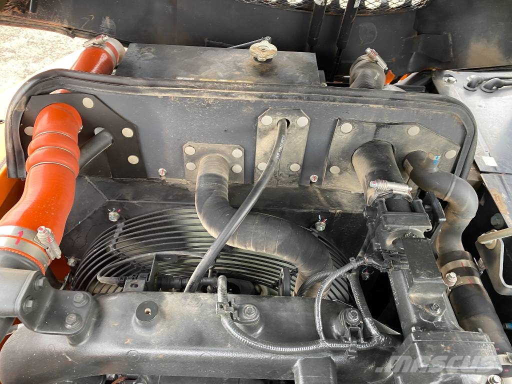 Develon DX160W-7K 2026 1er Main endommagée Ratiniai ekskavatoriai