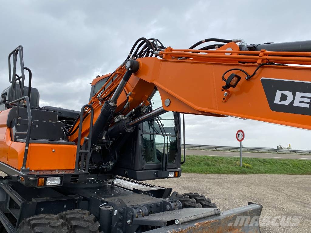 Develon DX160W-7K 2026 1er Main endommagée Ratiniai ekskavatoriai