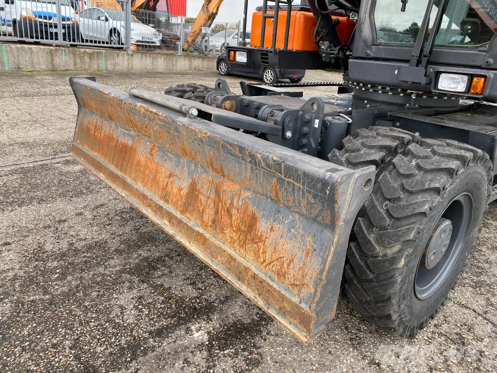 Develon DX160W-7K 2026 1er Main endommagée Ratiniai ekskavatoriai