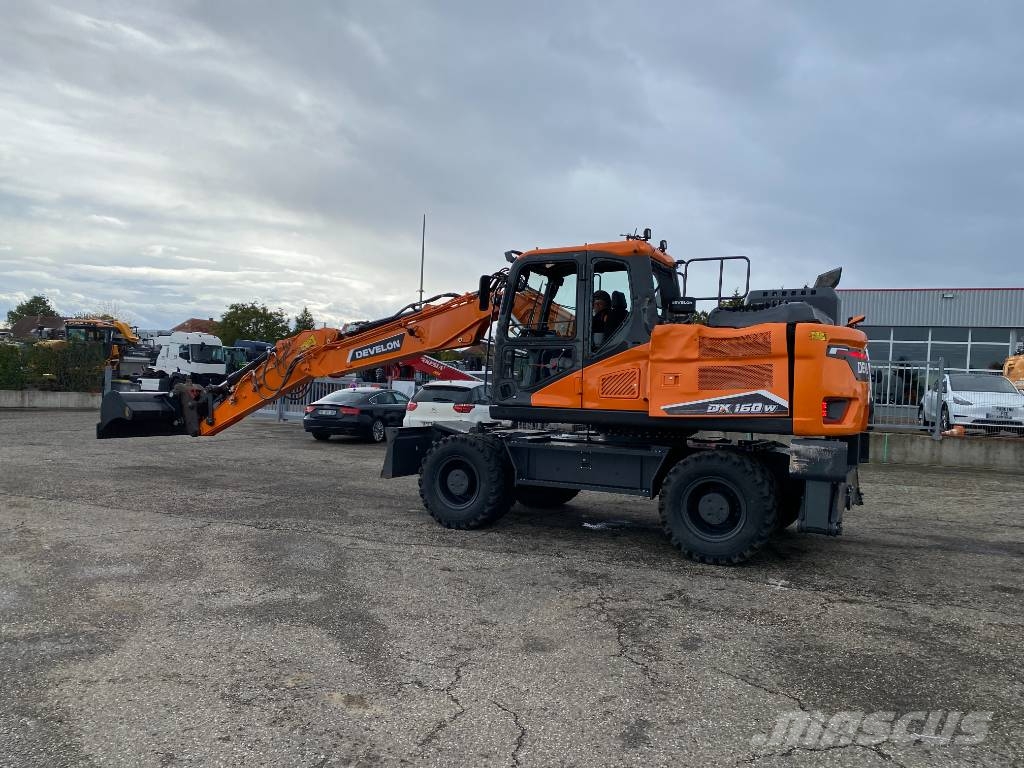 Develon DX160W-7K 2026 1er Main endommagée Ratiniai ekskavatoriai