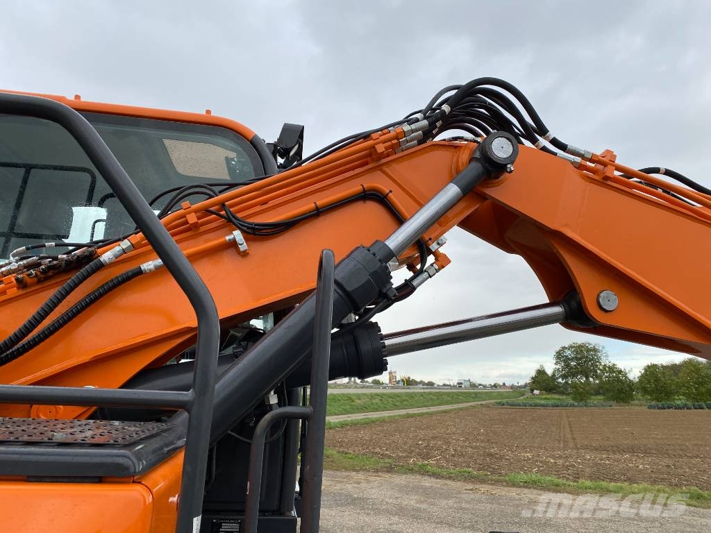 Develon DX160W-7K 2026 1er Main endommagée Ratiniai ekskavatoriai