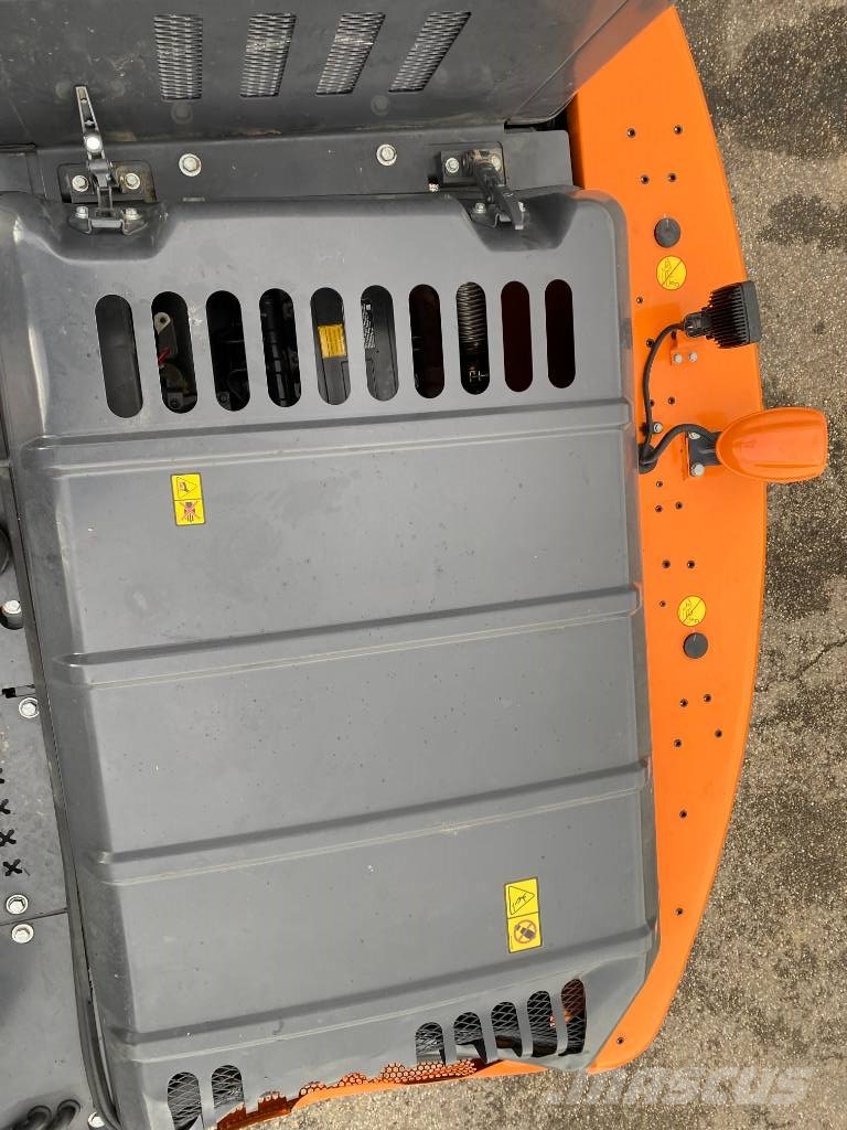 Develon DX160W-7K 2026 1er Main endommagée Ratiniai ekskavatoriai