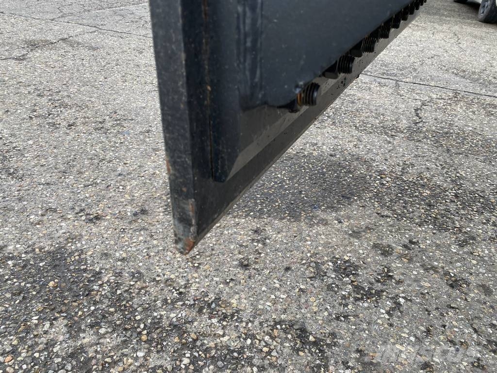 Develon DX160W-7K 2026 1er Main endommagée Ratiniai ekskavatoriai