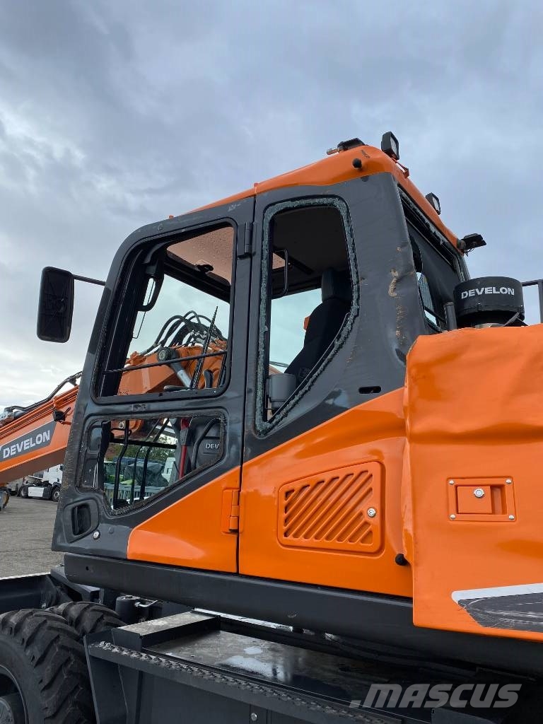 Develon DX160W-7K 2026 1er Main endommagée Ratiniai ekskavatoriai
