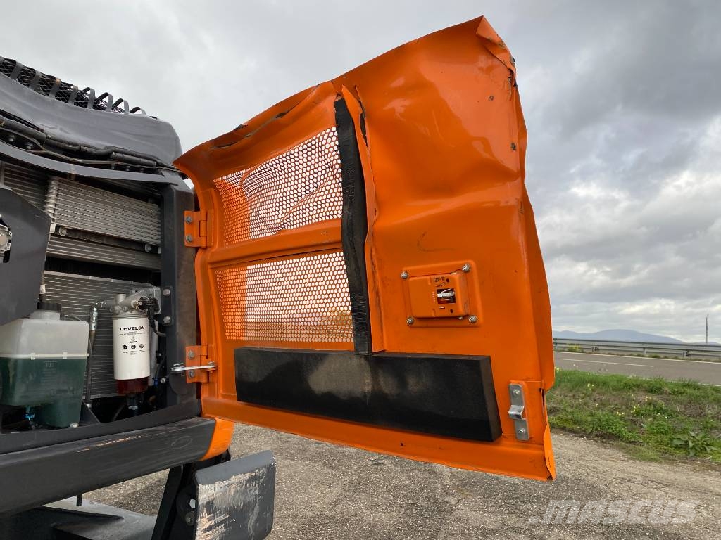 Develon DX160W-7K 2026 1er Main endommagée Ratiniai ekskavatoriai