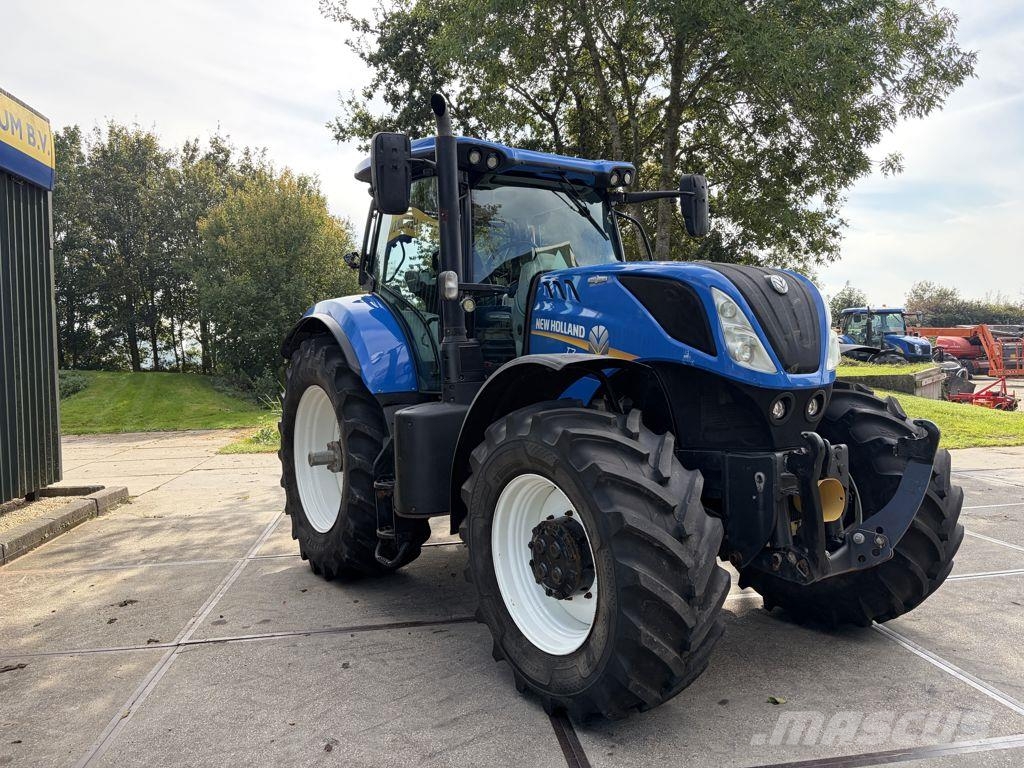 New Holland T7.270 AC Traktorid