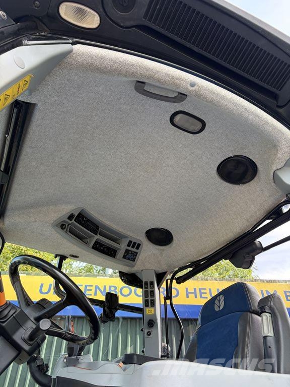 New Holland T7.270 AC Traktorid