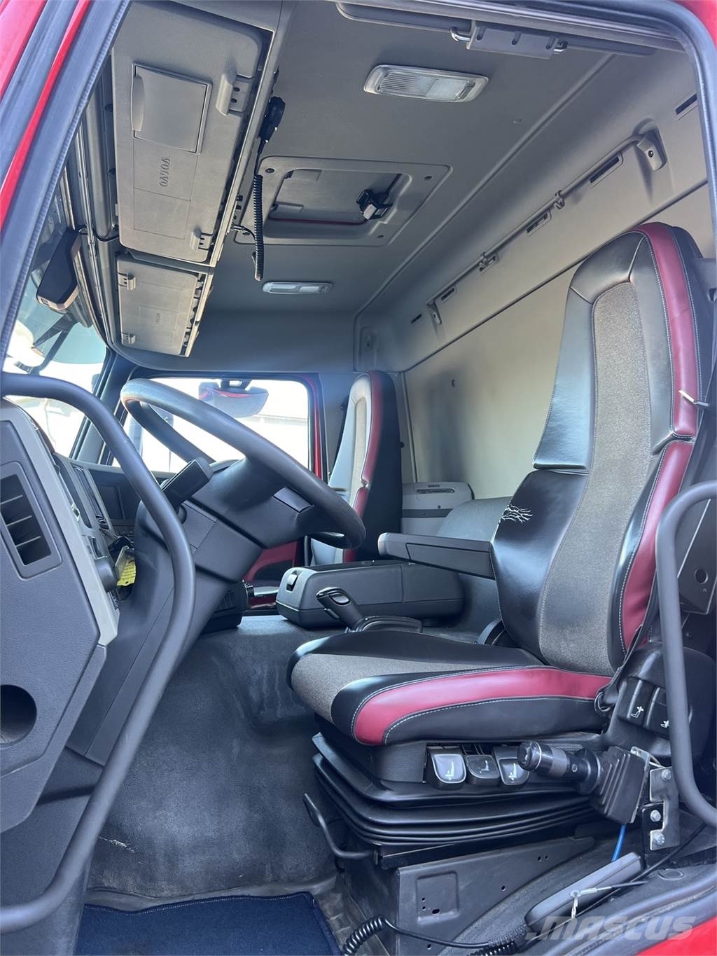Volvo FM450 6X2 훅 리프트 트럭