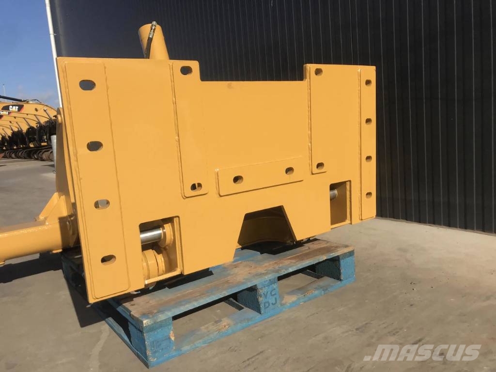 Volvo G946 Скарифікатори