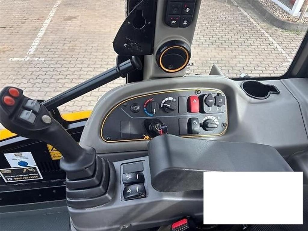 JCB TM 320 AGRI Telescoophoogwerkers