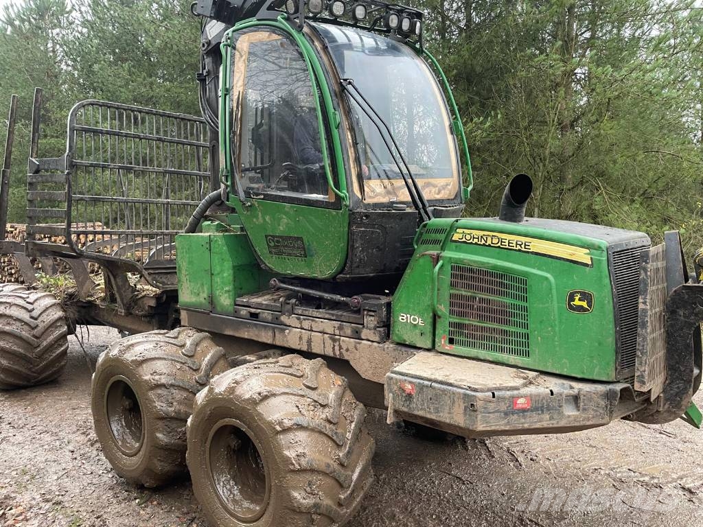 John Deere 810e Timber Forwarder Naudoti miškovežiai (Forvarderiai)