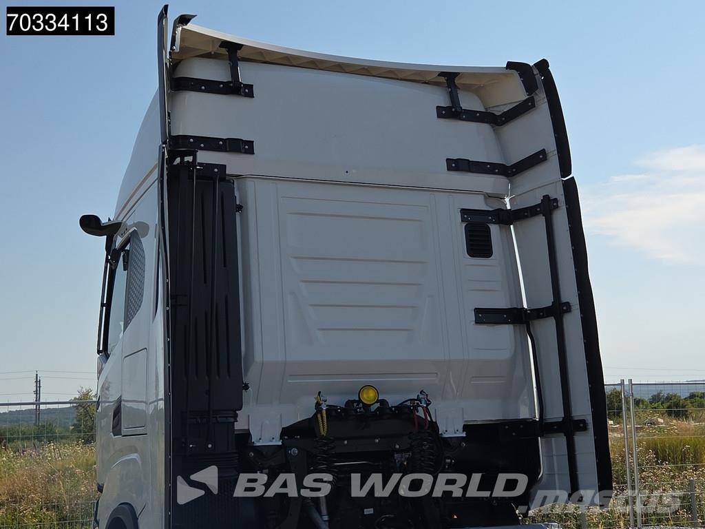 Iveco S-Way 500 S-Way 4X2 NEW! Retarder 2x tanks Standkl Vetopöytäautot
