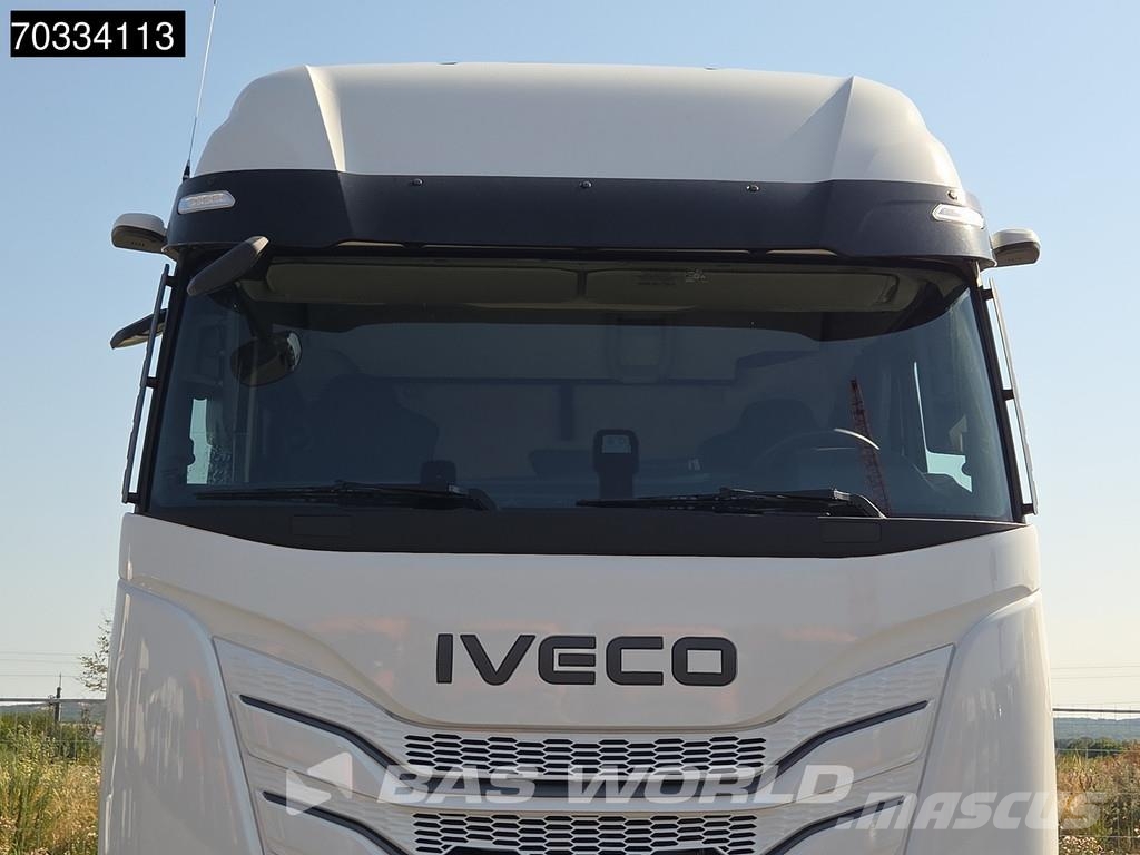 Iveco S-Way 500 S-Way 4X2 NEW! Retarder 2x tanks Standkl Vetopöytäautot