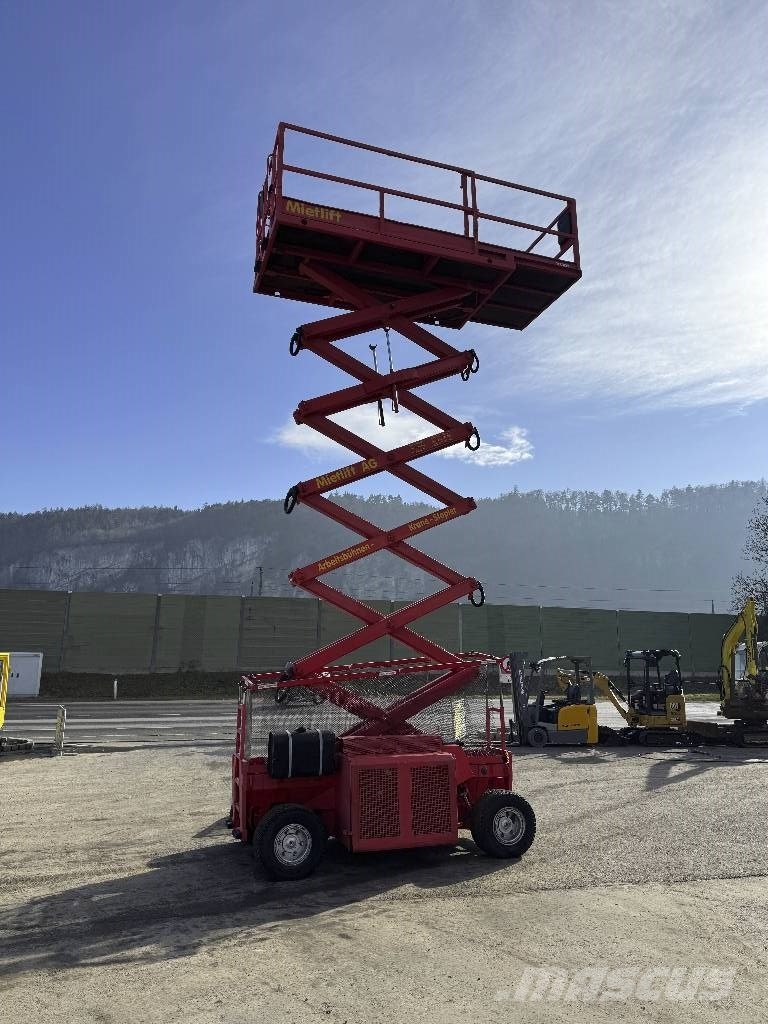 GSL S131 D16 4 WDN 4x4 Allrad 15 Meter Schaarhoogwerkers