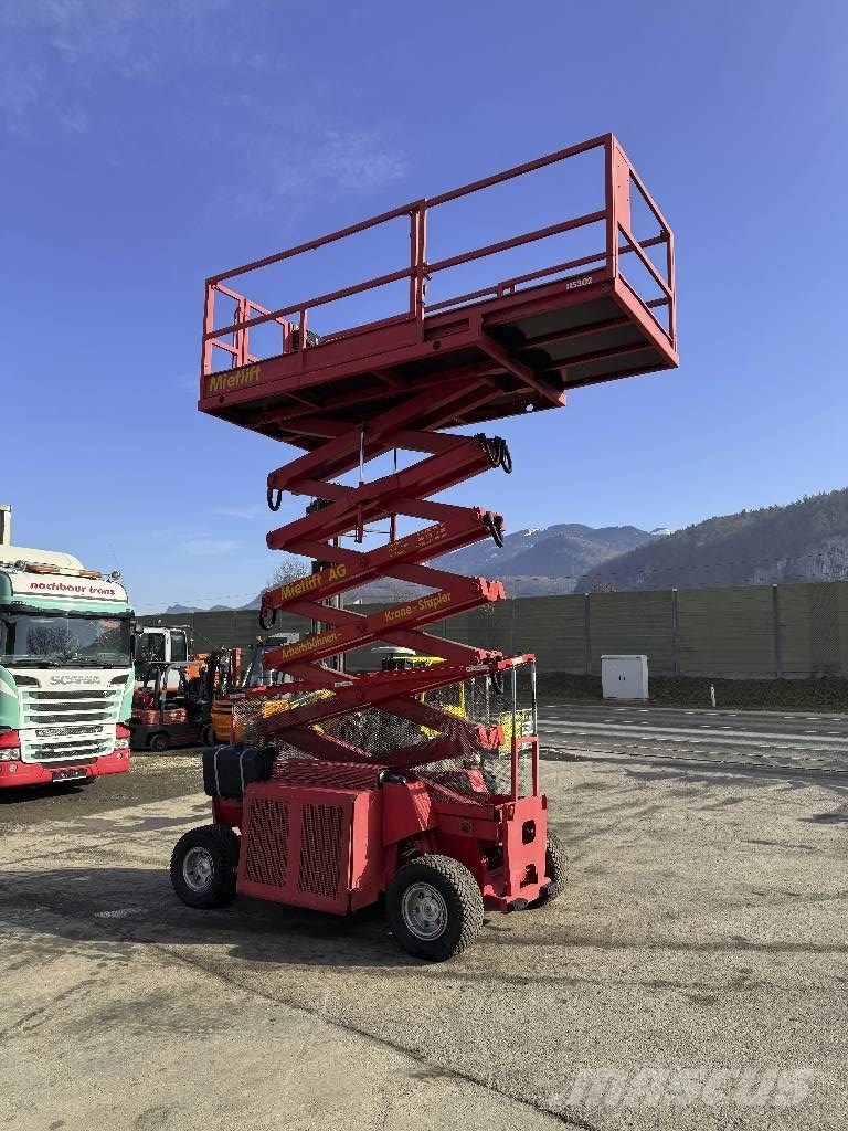 GSL S131 D16 4 WDN 4x4 Allrad 15 Meter Schaarhoogwerkers
