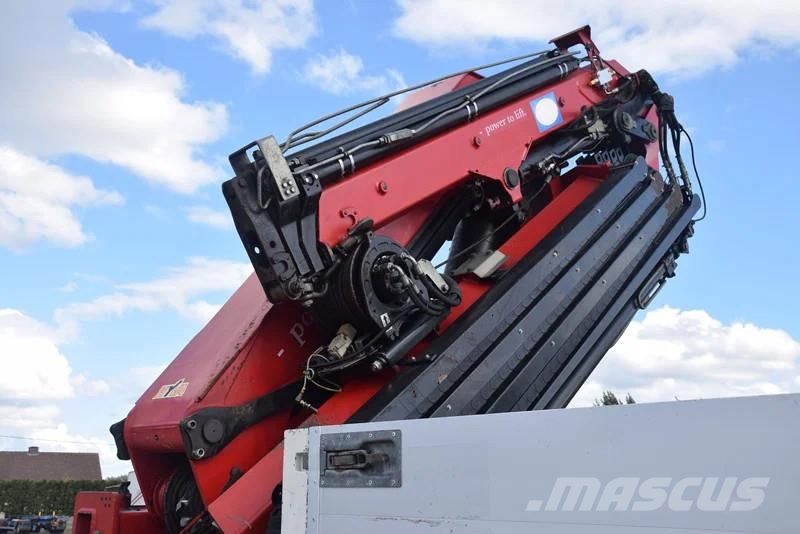 DAF CF 75.310 +HMF 3000 Powerlift crane 30T meter with Vlakke laadvloer met kraan