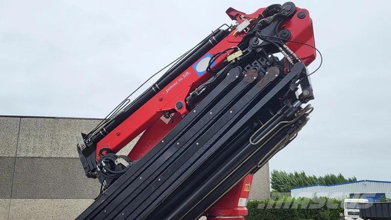 DAF CF 75.310 +HMF 3000 Powerlift crane 30T meter with Vlakke laadvloer met kraan