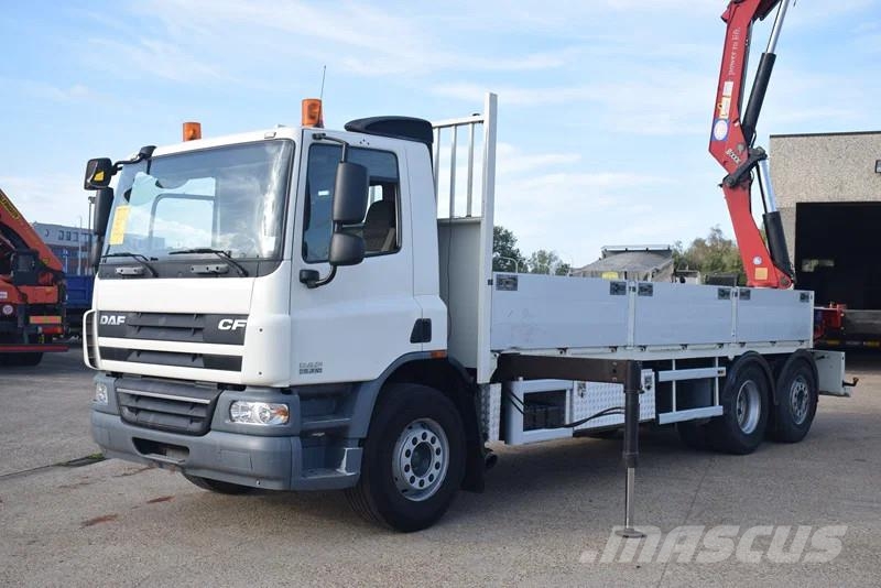 DAF CF 75.310 +HMF 3000 Powerlift crane 30T meter with Vlakke laadvloer met kraan