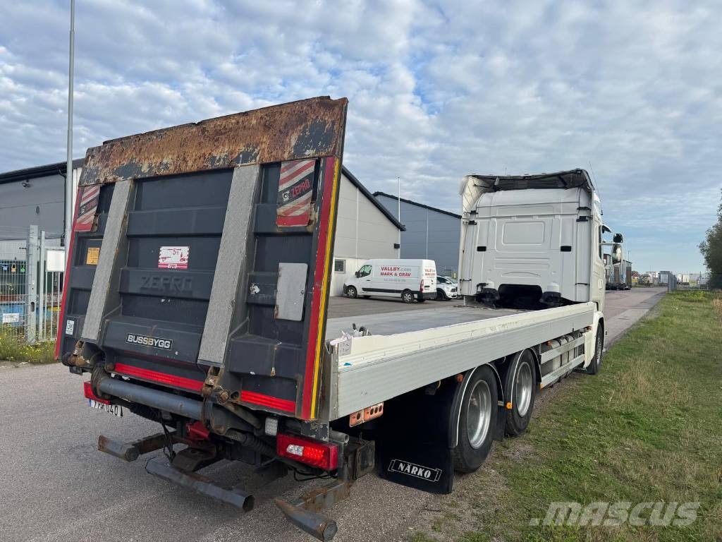 Scania R 450LB6X2MNB Pritschenwagen/Pritschenwagen mit Seitenklappe
