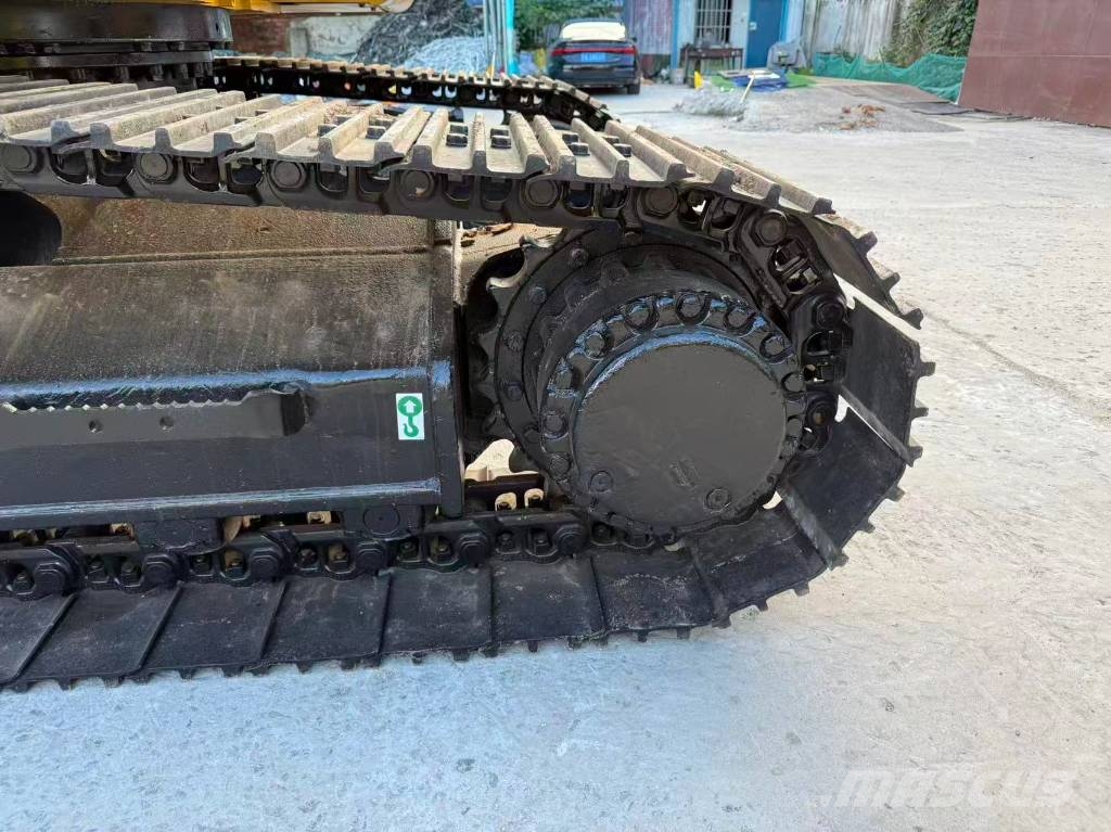 CAT 324D2 Raupenbagger