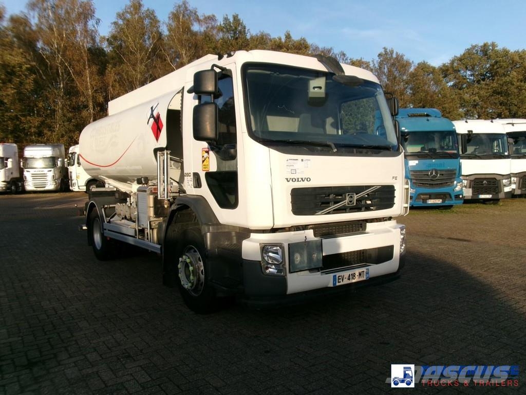 Volvo FE 280 4x2 fuel tank 13.3 m3 / 4 comp Camiones cisternas