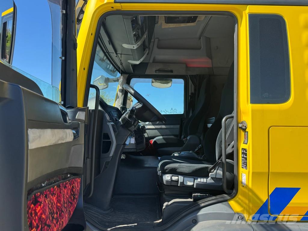 MAN TGM 15.290 Falkom + AHW Tijhof opbouw 5 lader comb Cegonhas