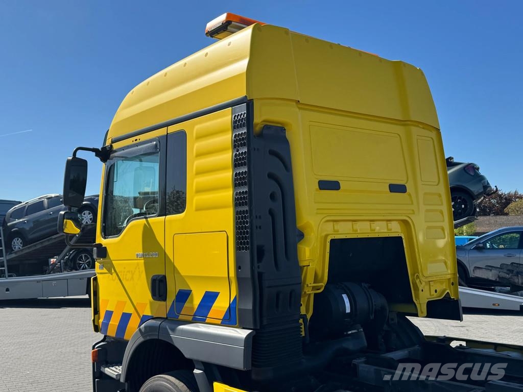 MAN TGM 15.290 Falkom + AHW Tijhof opbouw 5 lader comb Vehicle transporters
