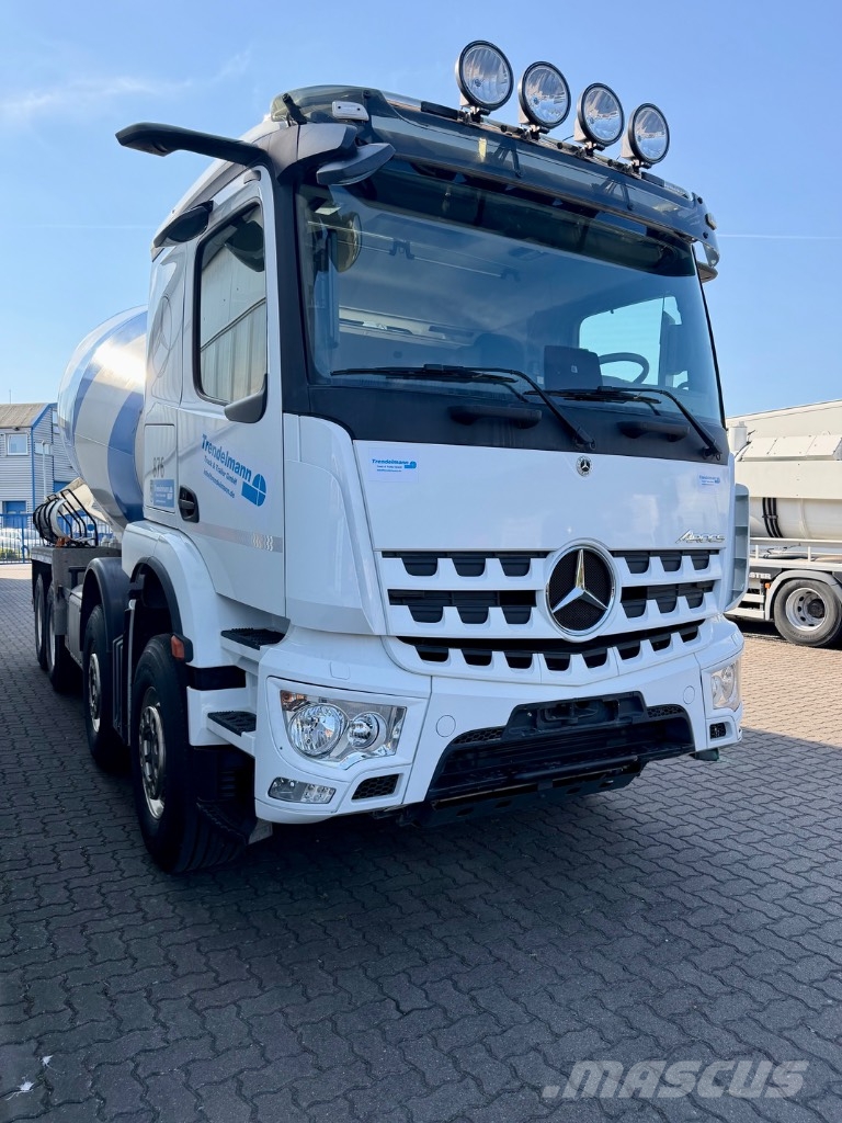 Mercedes-Benz Arocs 3246 8x4 Betonmischer Camion malaxeur