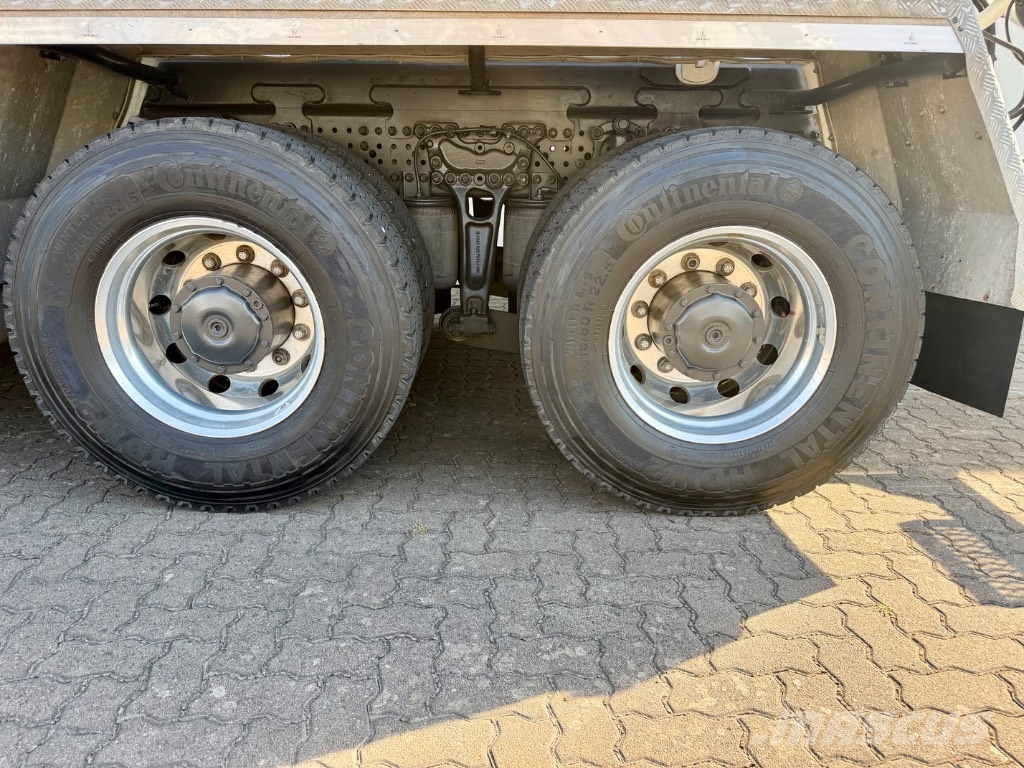 Mercedes-Benz Arocs 3246 8x4 Betonmischer Camion malaxeur