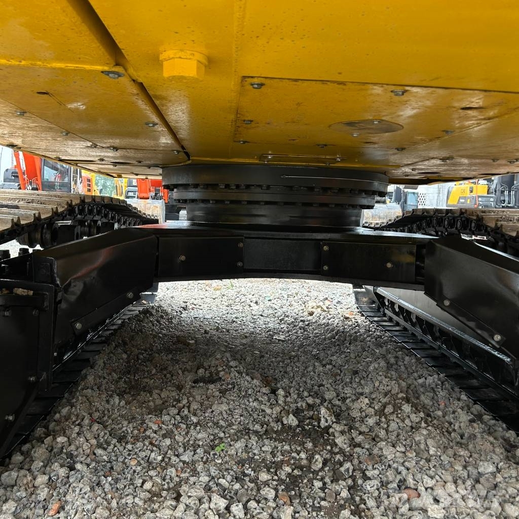 Komatsu 450 Εκσκαφείς με ερπύστριες