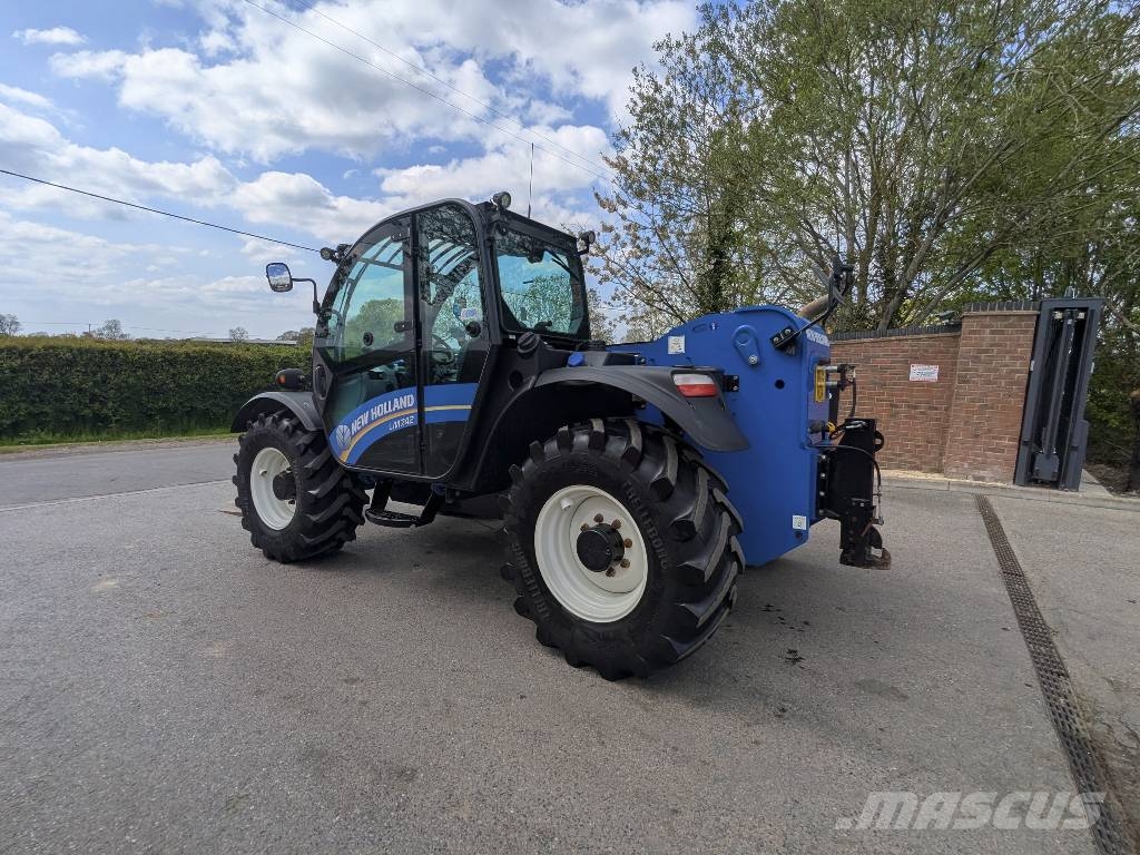 New Holland LM 742 معدات مناولة لأغراض الزراعة