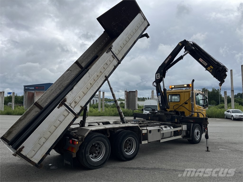 Scania Scania P310 6x2+CRANE 16552+STAKE BODY+TIPPER Smagās mašīnas ar celtni