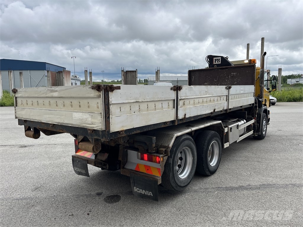 Scania Scania P310 6x2+CRANE 16552+STAKE BODY+TIPPER Smagās mašīnas ar celtni