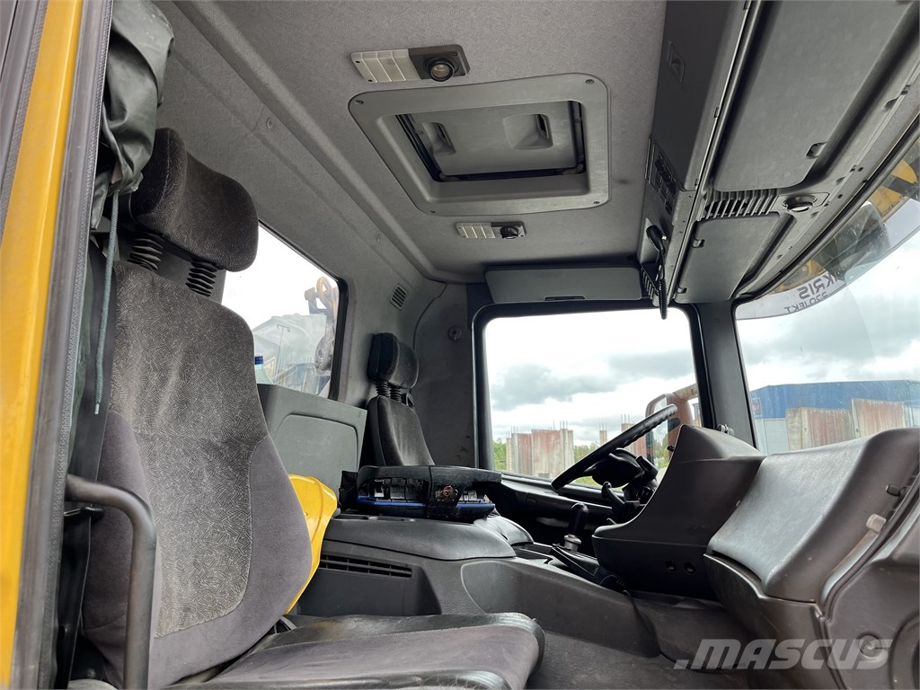 Scania Scania P310 6x2+CRANE 16552+STAKE BODY+TIPPER Smagās mašīnas ar celtni