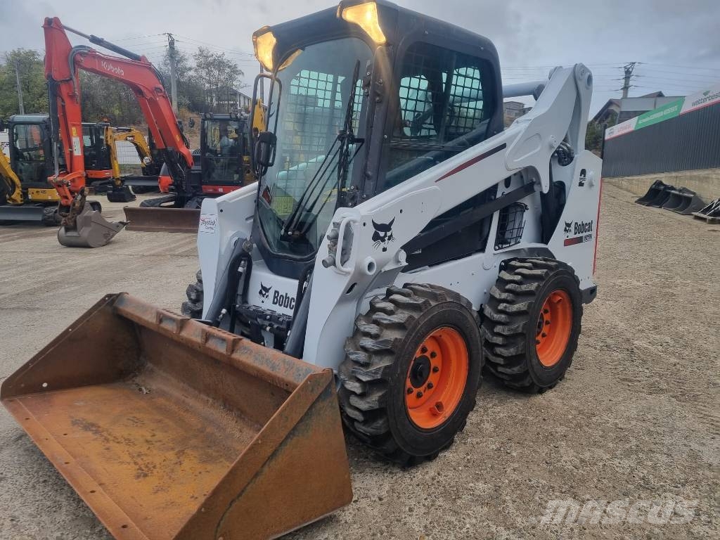 Bobcat S570 スキッドステアローダー