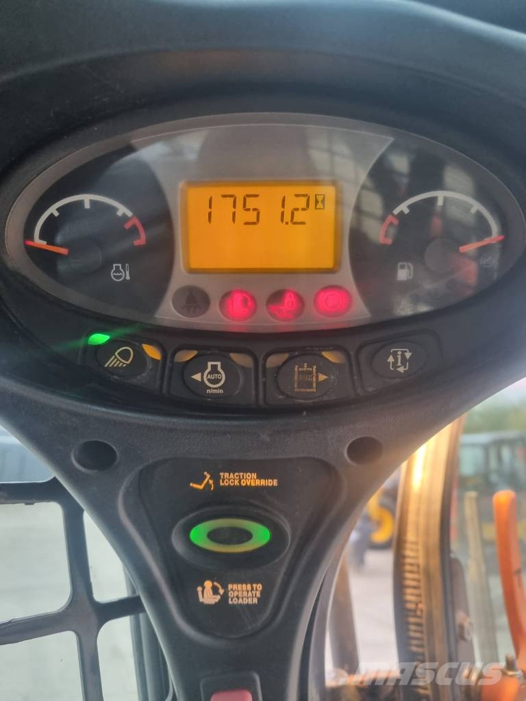 Bobcat S570 スキッドステアローダー