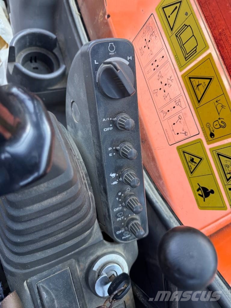 Hitachi ZX 80 SB Mini excavadoras < 7t