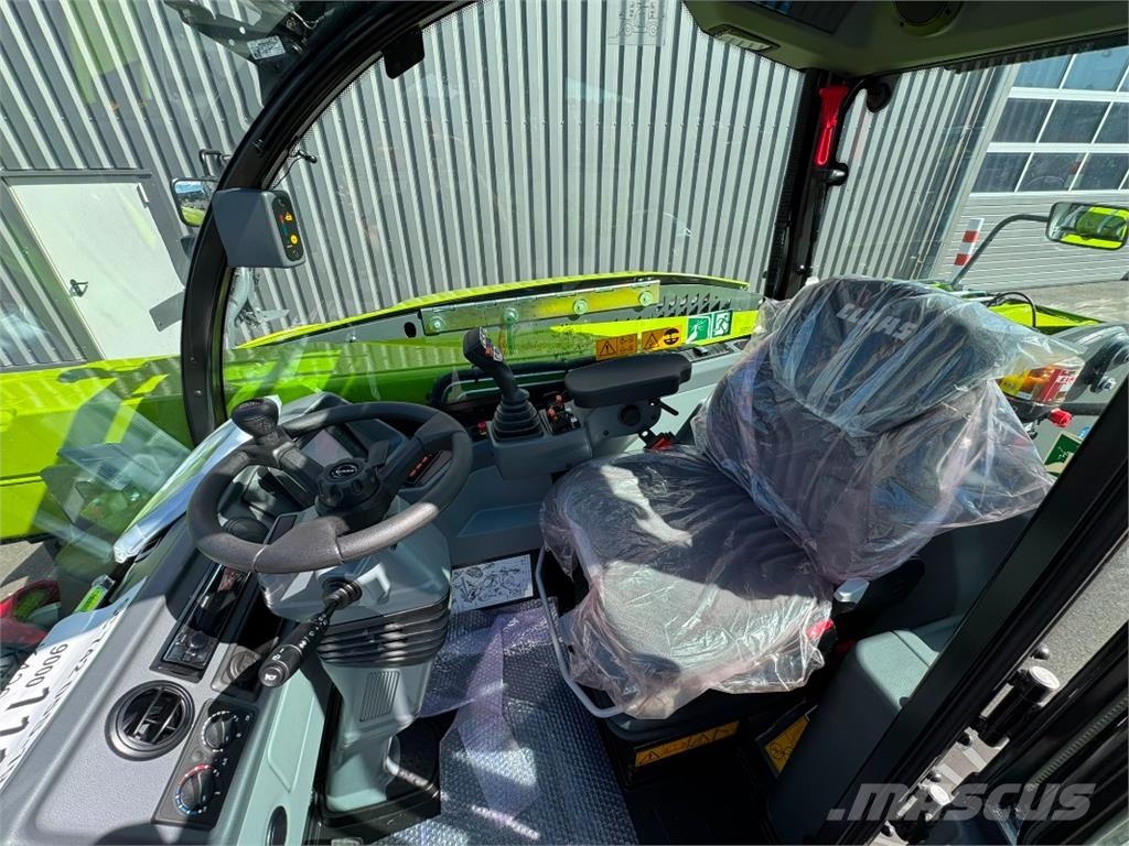 CLAAS Scorpion 742 Varipower 3 Night Edition مناولات متداخلة