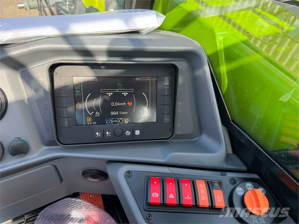 CLAAS Scorpion 742 Varipower 3 Night Edition مناولات متداخلة