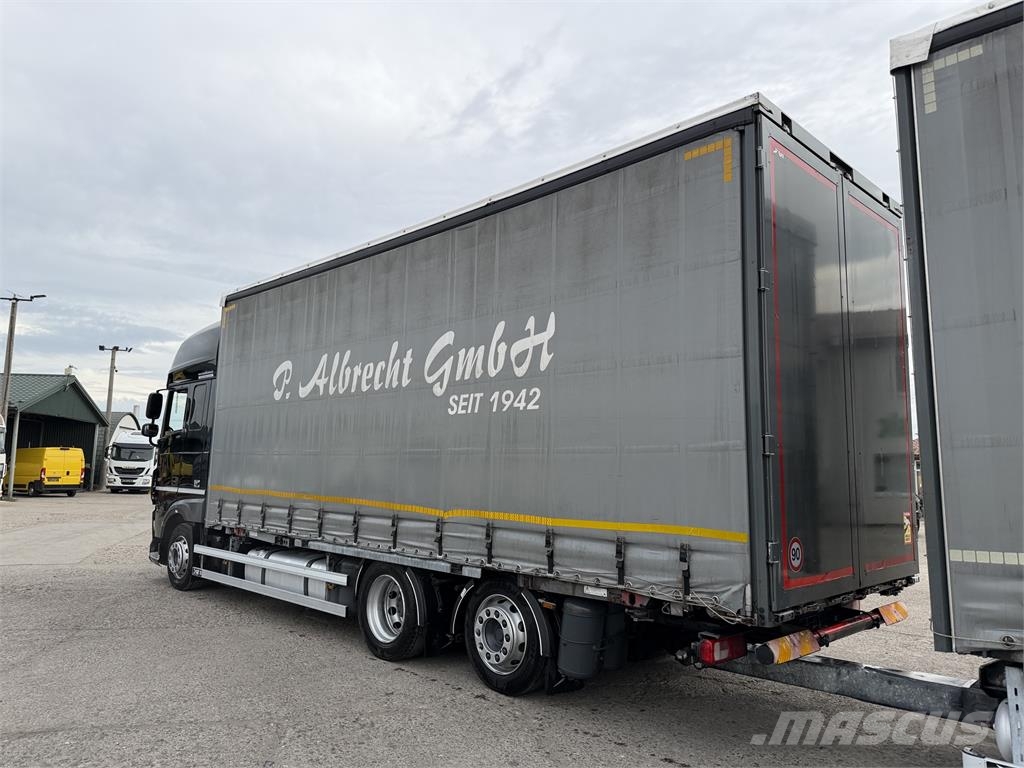 DAF XF VIN 750 + 198 Övriga bilar