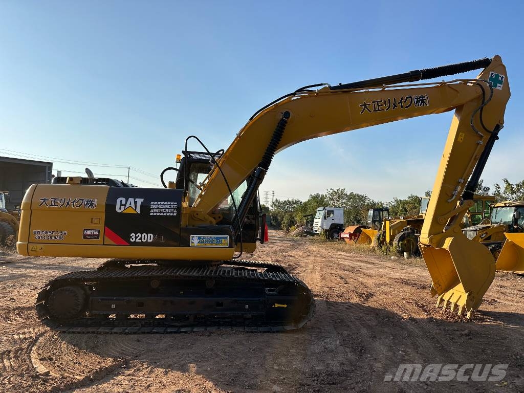 CAT 320D Верижен екскаватор
