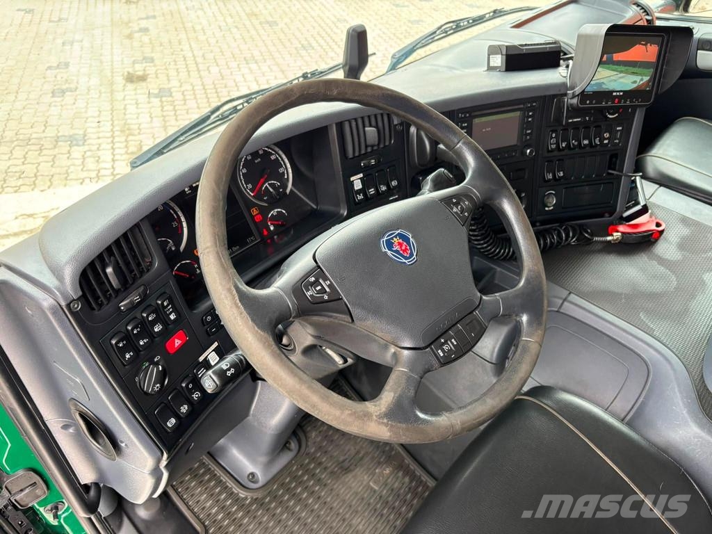 Scania P 320 4x2 Korp&Son tank 9500 l ( 8000+1500 l ) yea Slamsugere
