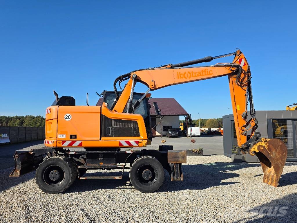 CAT M317F, 2017 ROK, PODPORY + PŁUG, KRÓTKI TYŁ COMPAC Ratasekskavaatorid